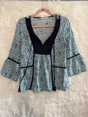Daniel Rainn Womens Boho Fairy Floral Top Blue Crochet Neck Flare Sleeve READ